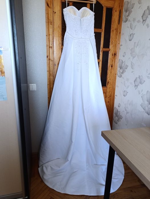 Весільна сукня-трансформер 2 в 1 зі знімним шлейфом Emme Bridal (США), р. M,