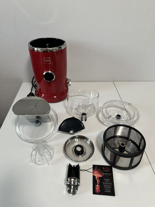 Соковыжималка Novis Vita Juicer