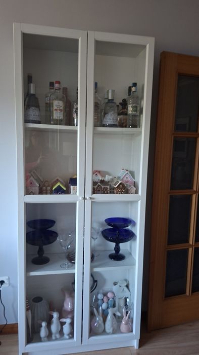 Móvel vitrine branco