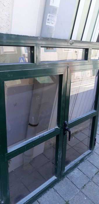 4 janelas de aluminio verde  como novas