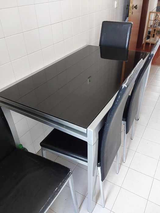 Mesa de cozinha extensível