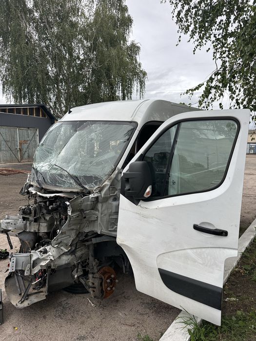 Renault master 4 двері четверть рено мастер
