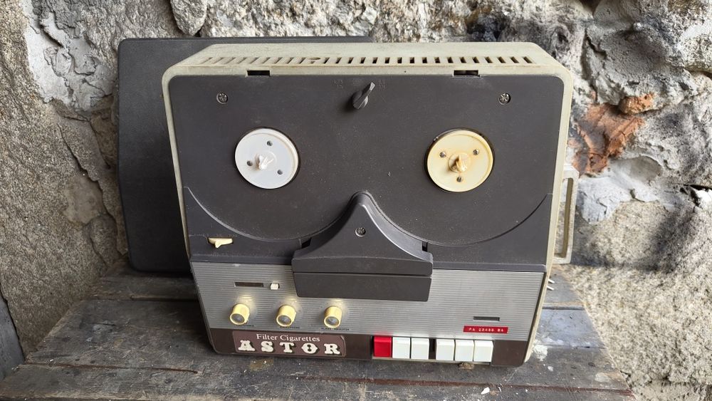 Rádio Gravador Philips