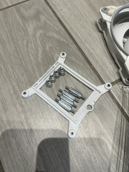 Chłodzenie Arctic lga1200
