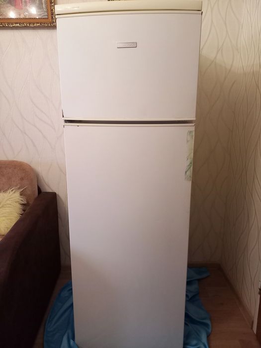 Холодильник Electrolux