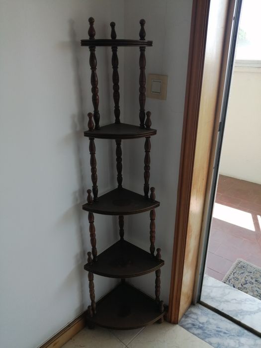 Wooden Corner Shelf