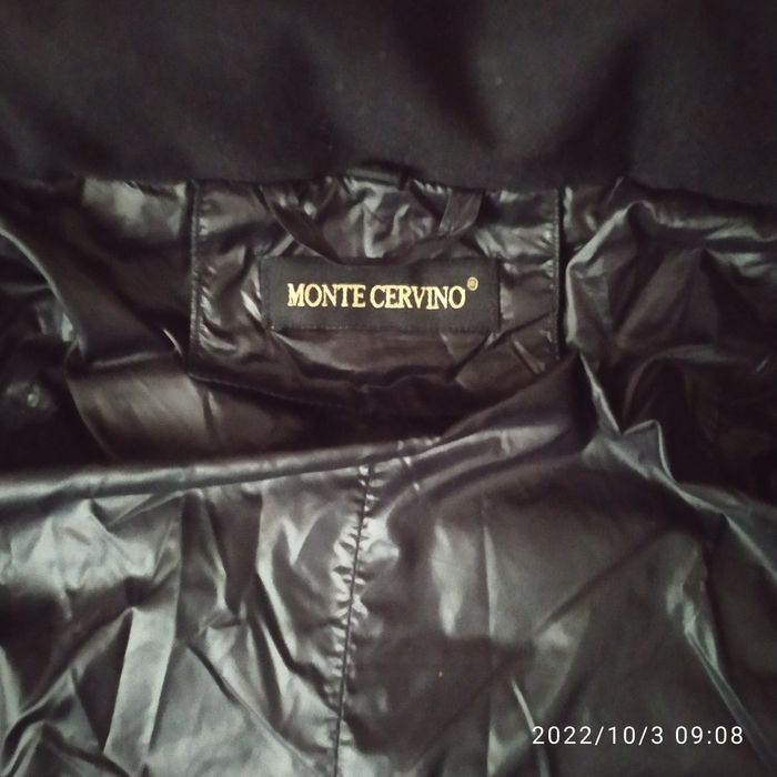 Женская куртка осень