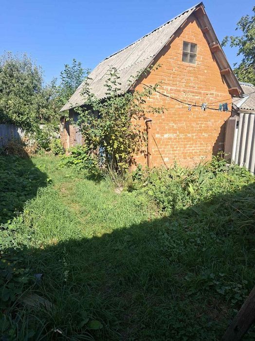 Частина будинку в мальовничому місці Полтави