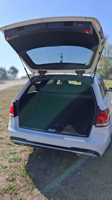 Mercedes-Benz E300 Bluetec Hybrid Avantgarde | AMG Edition