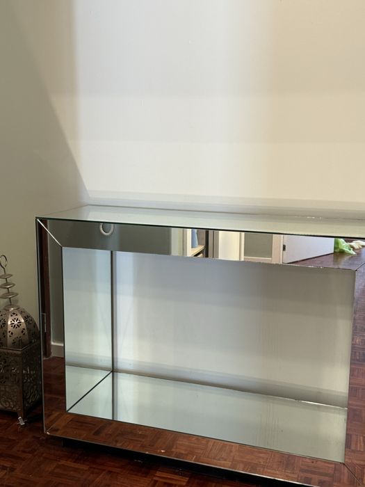 Movel espelhado antigo