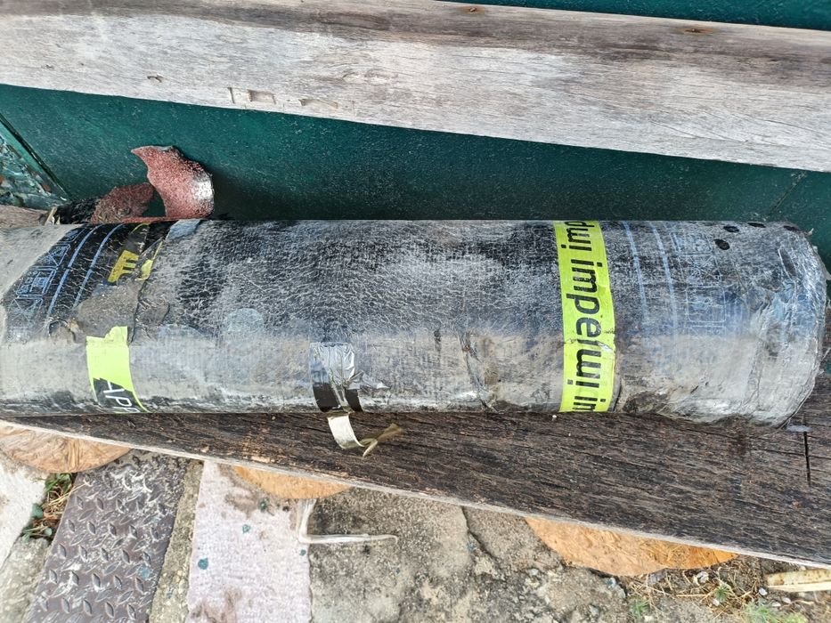 Rolo de Tela Moterplas mineral vermelha