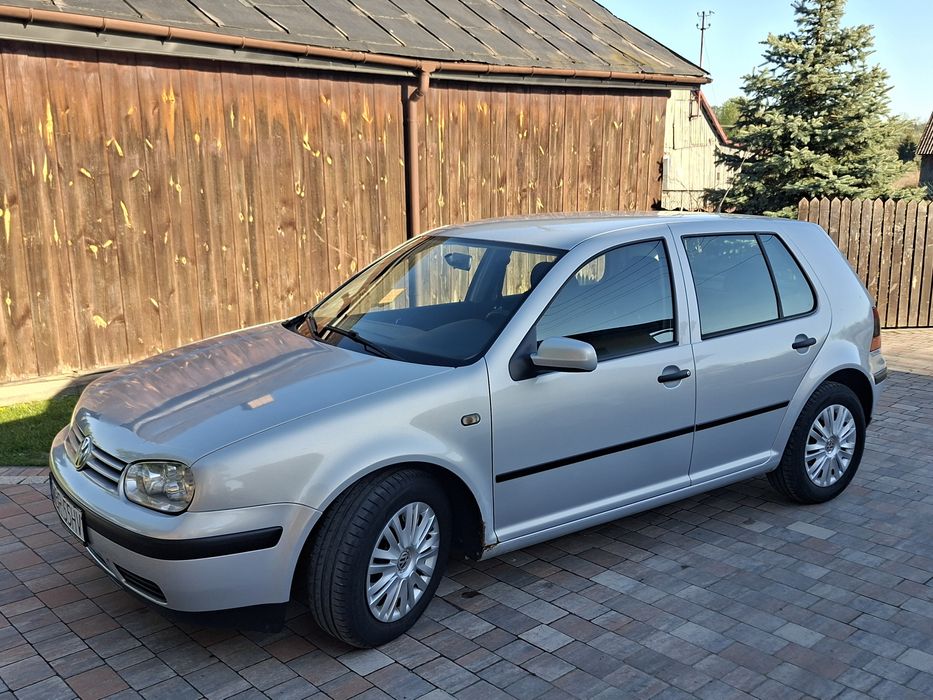 VOLKSWAGEN GOLF IV 1.4 16V benzyna