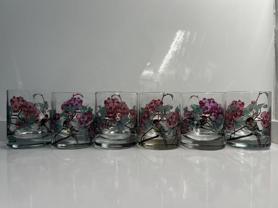 Conjunto de copos e taça de gelo em vidro pintados à mão