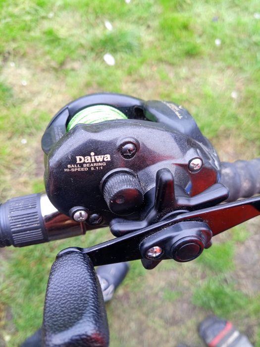 Multiplikator kołowrotek DAIWA castingowy Daiwa