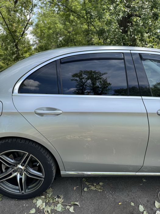 Дверка двері W213 E class/дверь перед зад E213