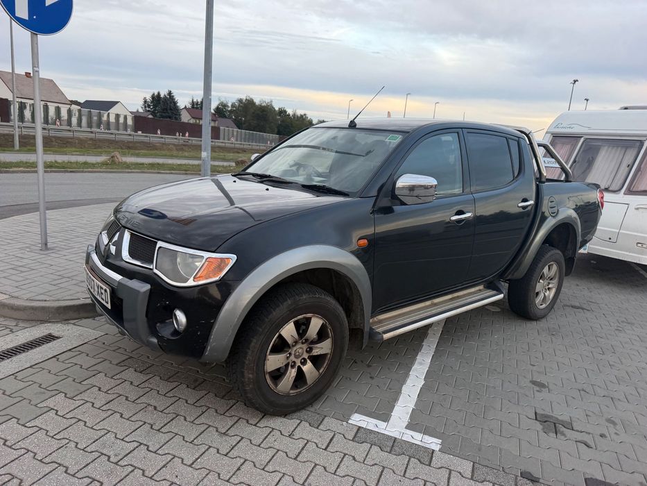 Mitsubishi L200