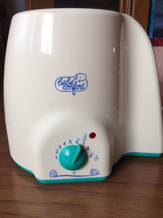 Aquecedor de biberão e boiões, da Bébé Confort