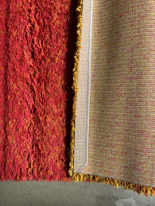 Carpetes grande e media de pelo