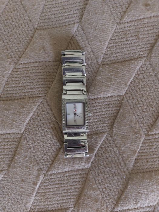 Relógio senhora prateado com mostrador com zirconias -  Tommy Hilfiger