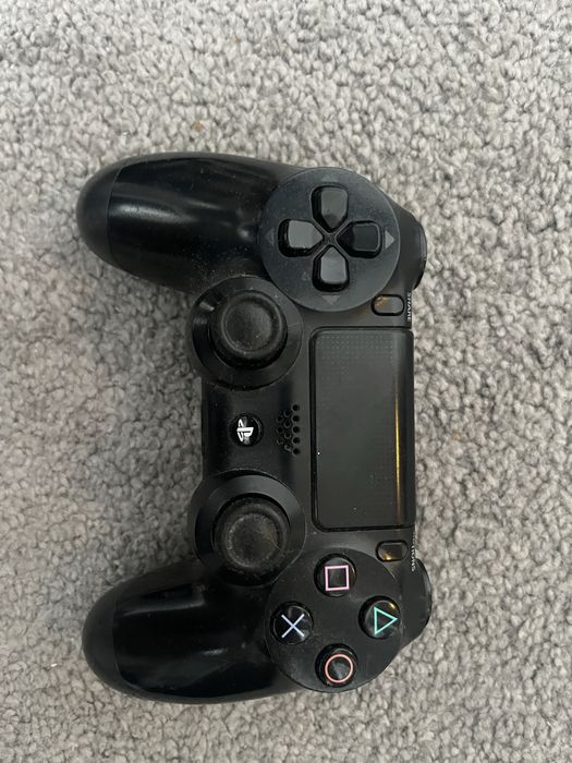 PlayStation      4