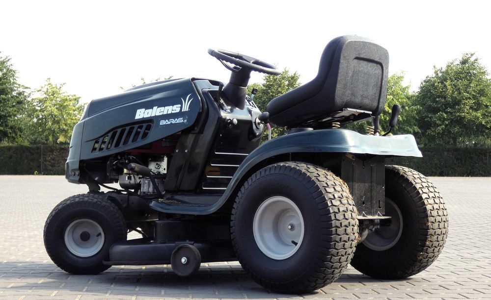 Traktorek kosiarka Bolens Briggs&Stratton (290601.6) - Baras