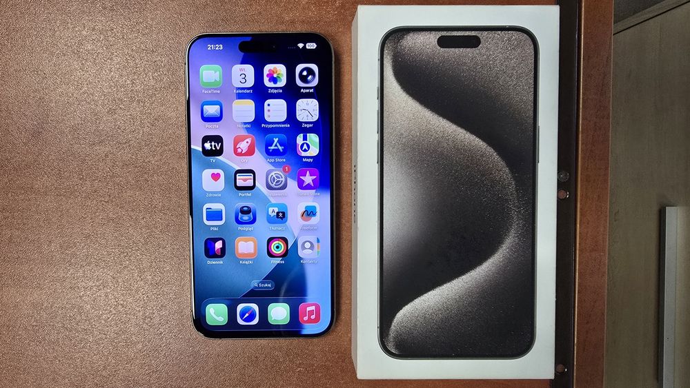 iPhone 15 Pro Max 256GB tytan naturalny, stan bdb