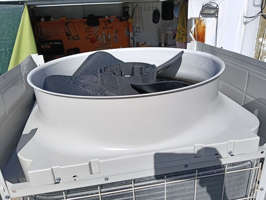 Daikin vrv III com 6 cassetes 4 vias.