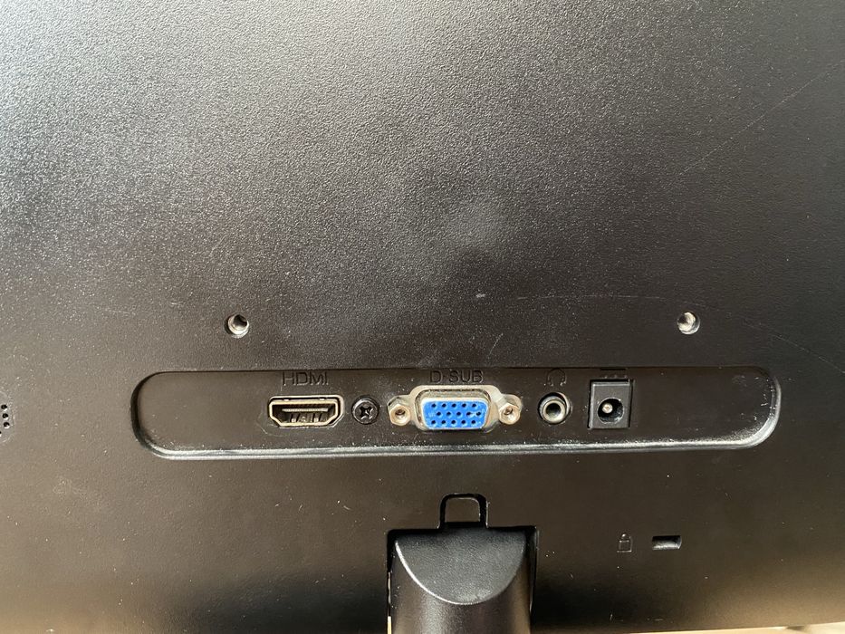 Monitor AOC  75 hz kabel w gratise