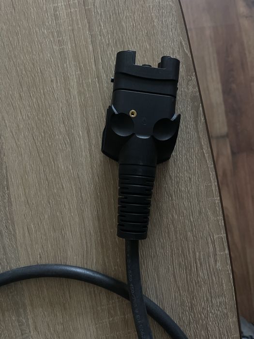 Зарядка Audi e-tron