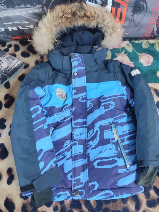 Продам зимова куртка