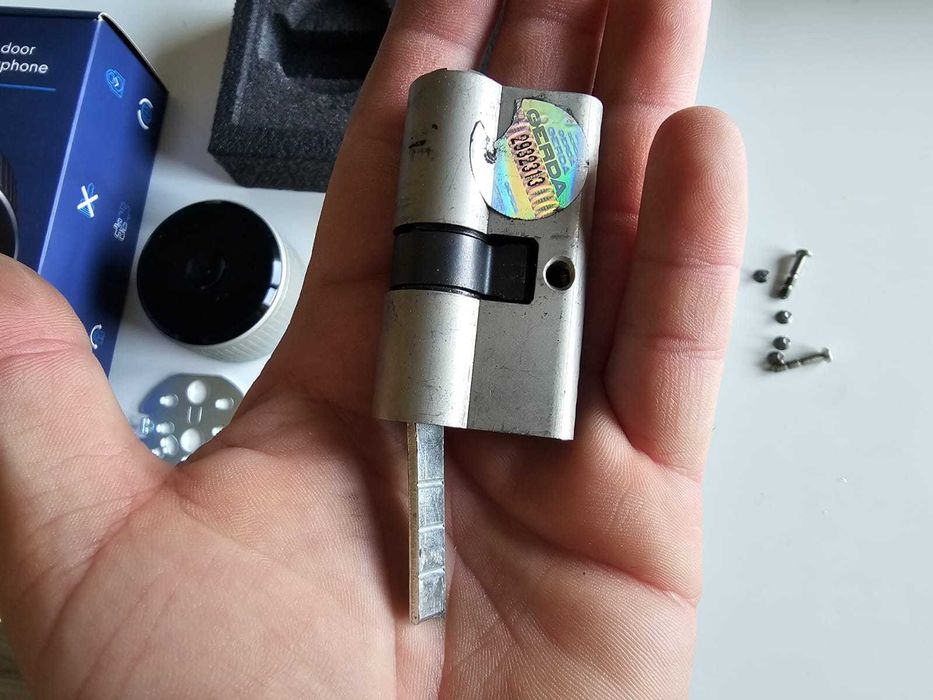 Smart zamek Gerda Lock V2 + 2x wkładka Gerda jak Tedee