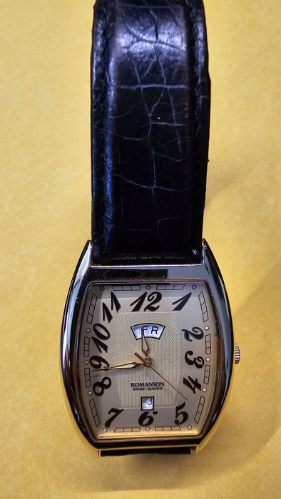 Продам часы Romanson TL0225 MGP 23K gold plated (нов. батарейка)