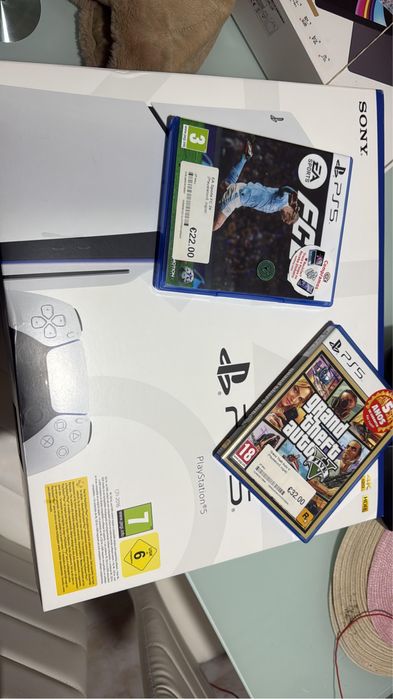 Playstation 5 + jogos