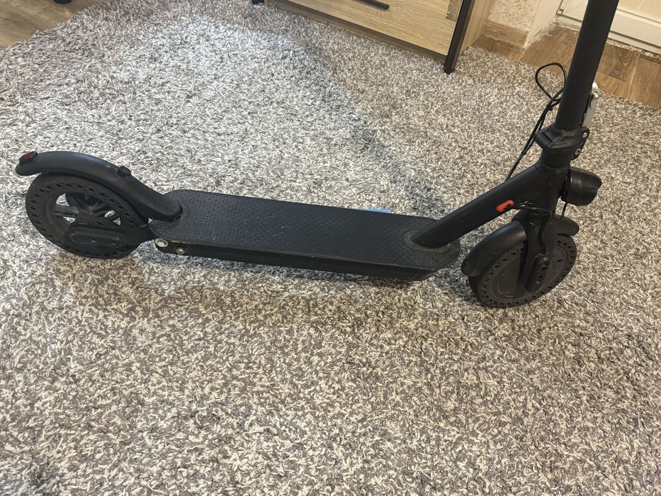 Електросамокат Like Bike One , хороший стан , потрібна заміна батареі