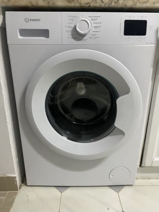 Vendo maquina de lavar roupa 7kgs