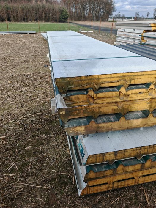 Pakiet płyt warstwowych dachowych 8szt. 100mm 6.1m