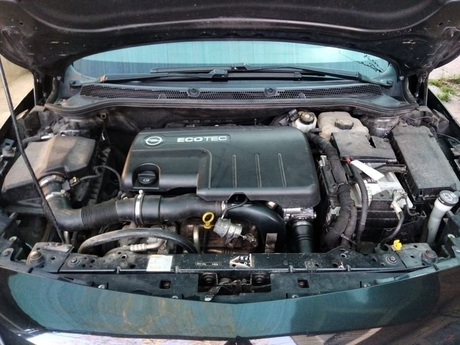 Продам Опель Astral j Sport Turer 1.7 cdti