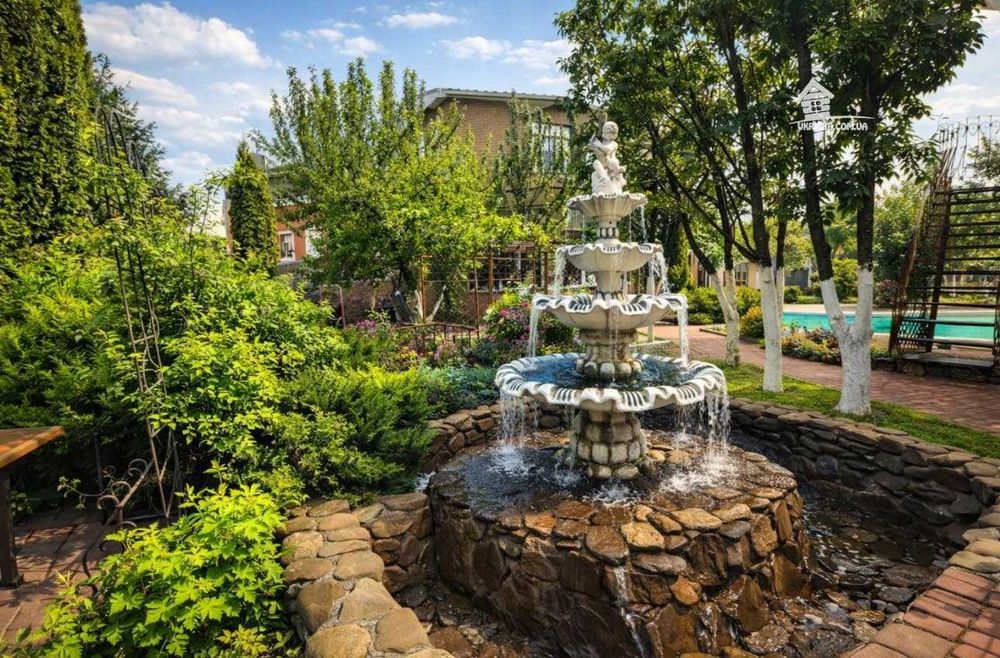 Посуточно. Баня, купель, беседка, бильярд, генератор. До 25 человек.