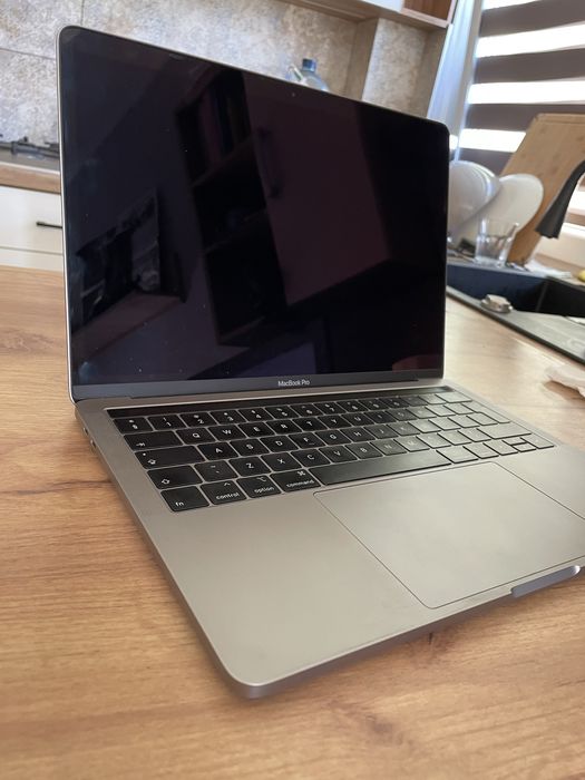 MacBook Pro 13 (A1708) 8GB RAM, ZADBANY