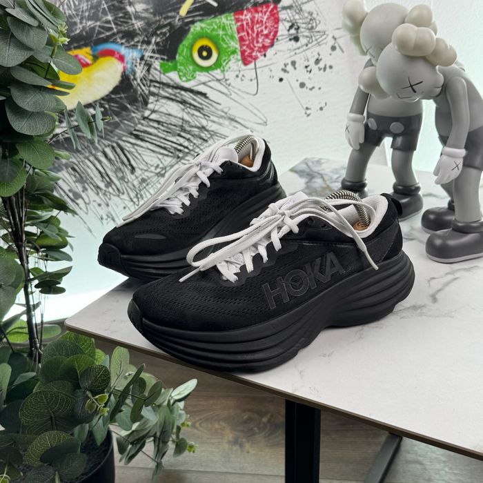 Кросівки Hoka Bondi 8 40 розмір E1076