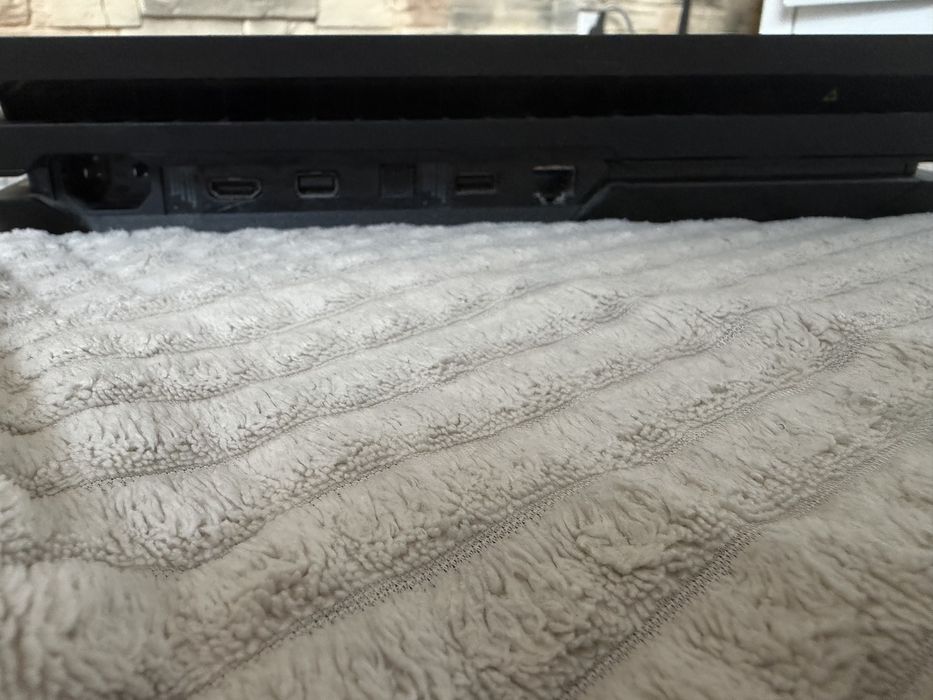 Konsola Ps4 Pro