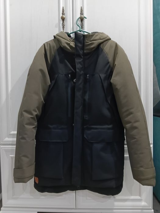 Чоловіча парка Pobedov, чорний хакі, розмір  S, M.