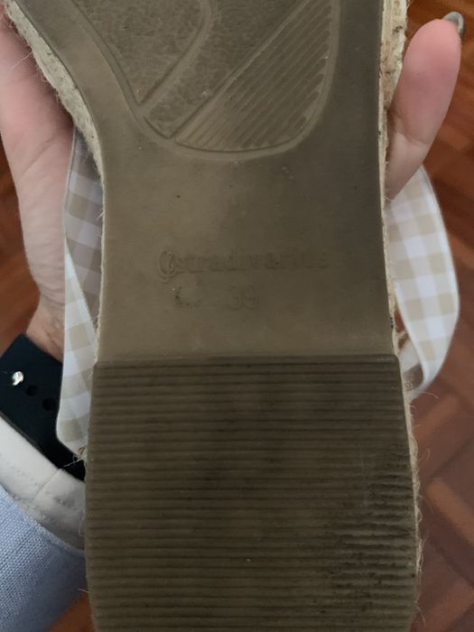 Alpercatas tamanho 39 stradivarius