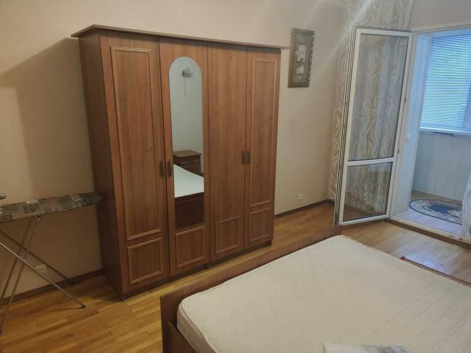 Оренда 2к квартири на вул. Прирічна