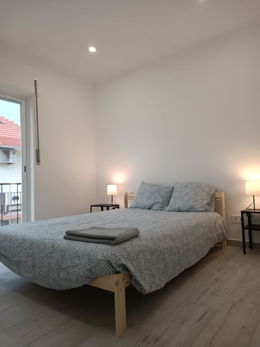 Quarto em apartamento renovado