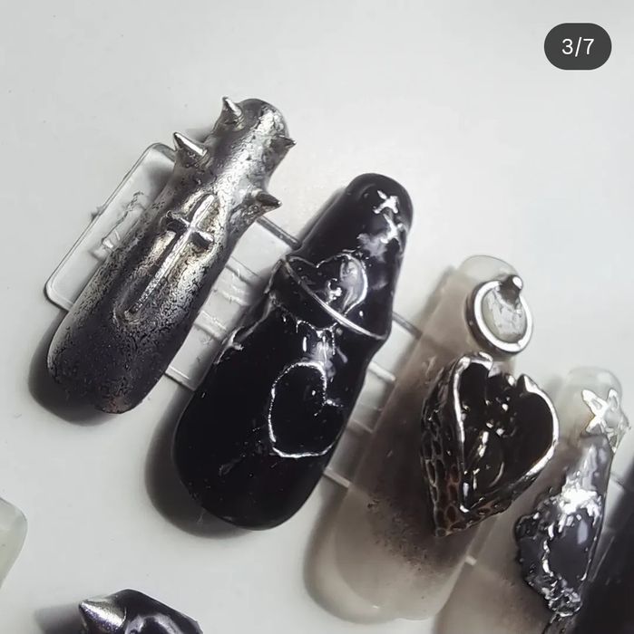 Czarne Tipsy Trumienki Press on nails