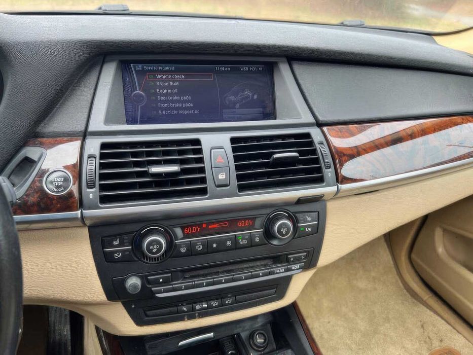 BMW X5 xDrive35d      2013