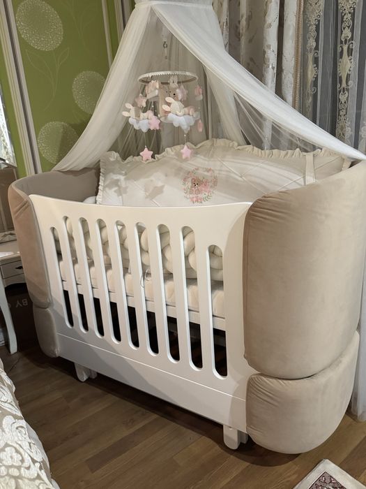 Нове ліжечко з матрасиком бренду «Мама вколихала»та бортиками