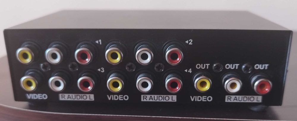 Comutador Audio / Video NOVO