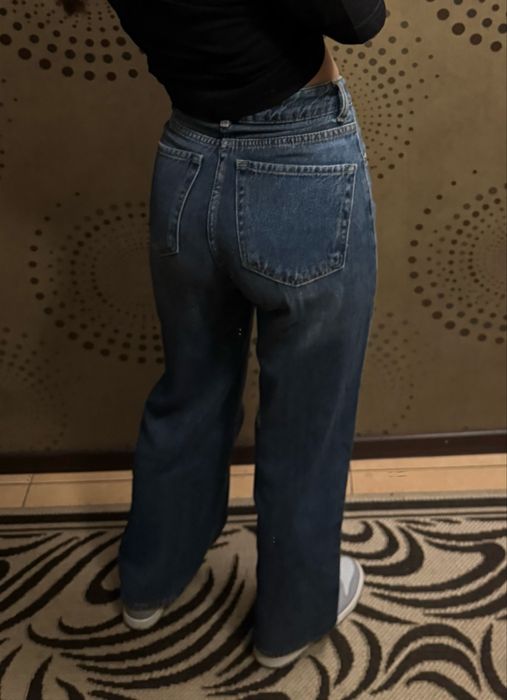 джинси типу Zara Wide-leg